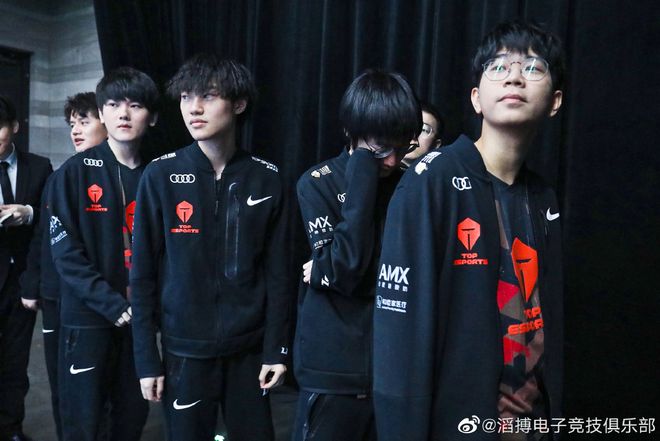 地区青少年 地区青少年